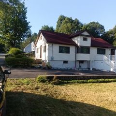 50 Towtaid Street, Leicester, MA 01611