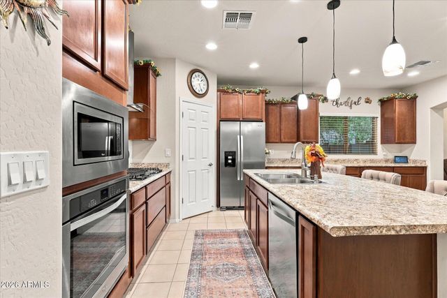 5381 W VICTORY Way, Florence, AZ 85132