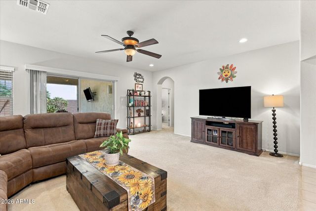 5381 W VICTORY Way, Florence, AZ 85132