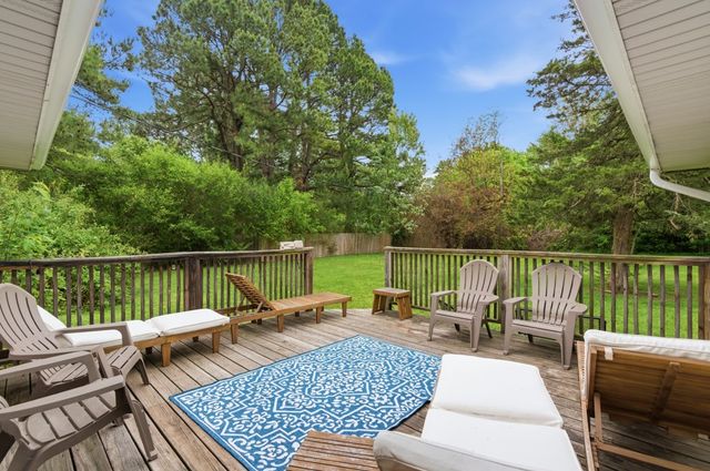 2219 W Ora Drive, Fayetteville, AR 72701