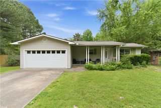 2219 W Ora Drive, Fayetteville, AR 72701