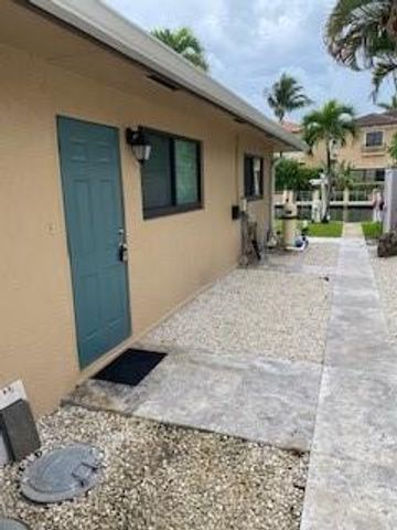 2234 NE 27th Street, Lighthouse Point, FL 33064