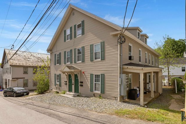 9 Central Street, Newmarket, NH 03857
