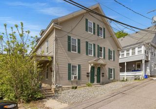 9 Central Street, Newmarket, NH 03857