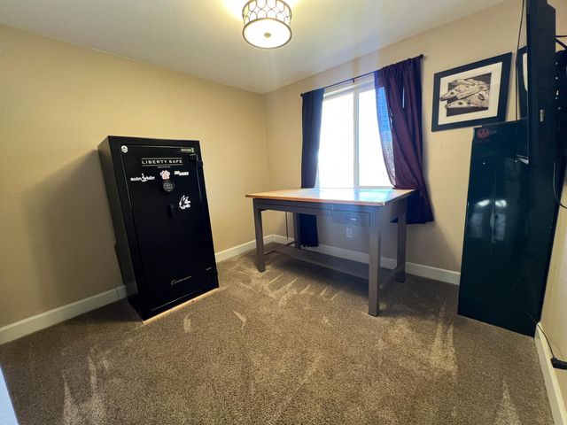 2922 SW Metolius Avenue, Redmond, OR 97756