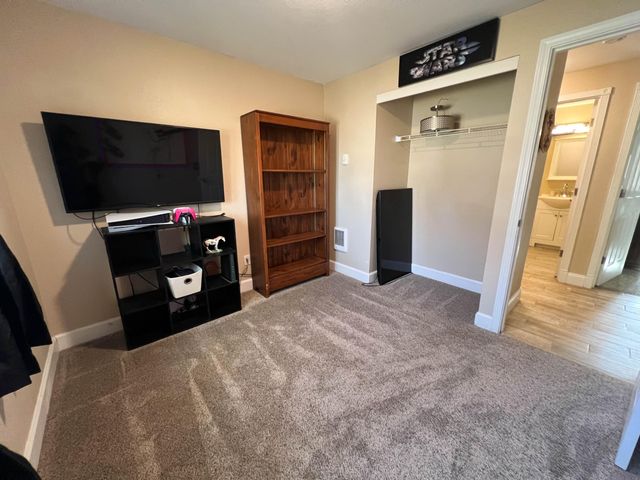 2922 SW Metolius Avenue, Redmond, OR 97756