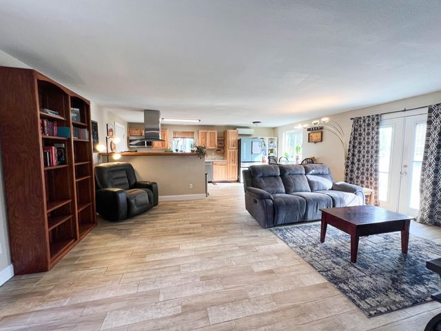 2922 SW Metolius Avenue, Redmond, OR 97756