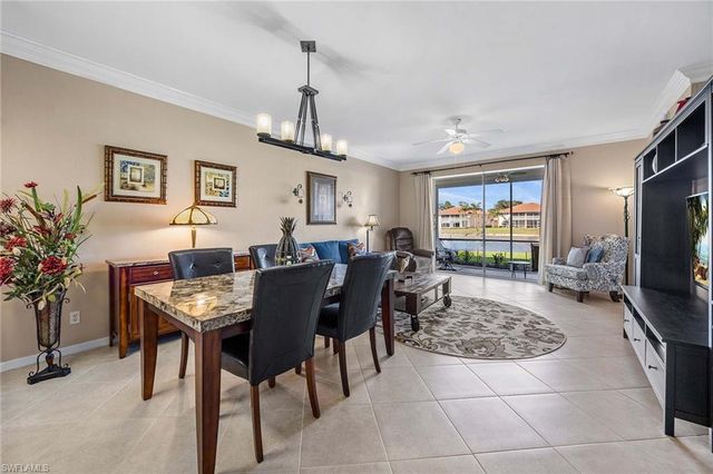 280 Robin Hood CIR # 102, Naples, FL 34104