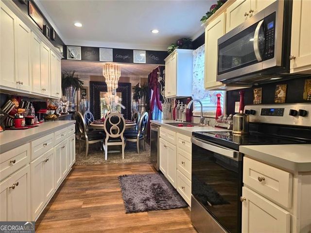 2303 COUNTRY CLUB Drive SE, Conyers, GA 30013