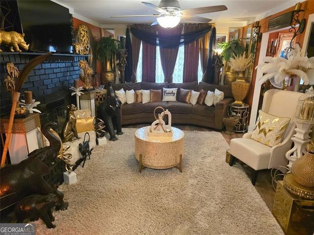 2303 COUNTRY CLUB Drive SE, Conyers, GA 30013