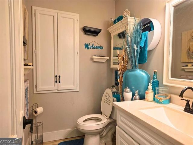 2303 COUNTRY CLUB Drive SE, Conyers, GA 30013