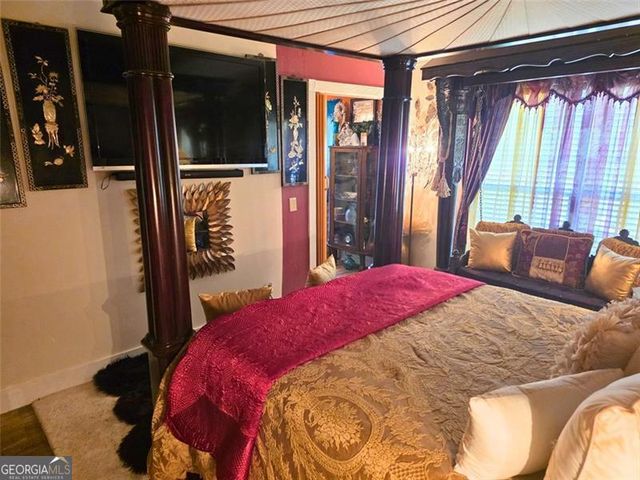 2303 COUNTRY CLUB Drive SE, Conyers, GA 30013