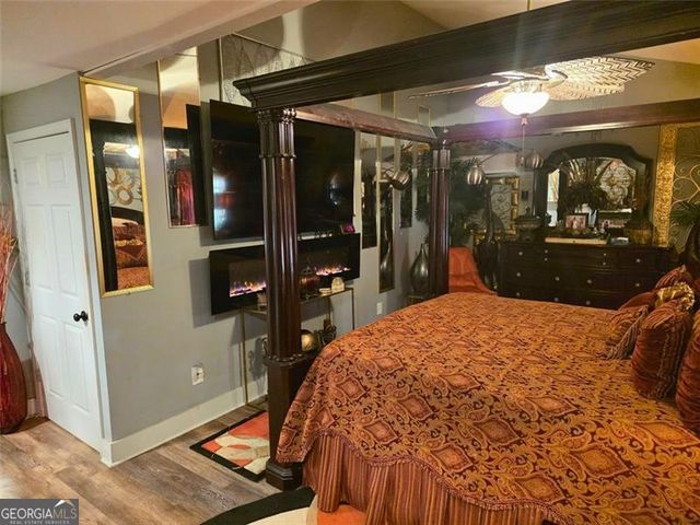 2303 COUNTRY CLUB Drive SE, Conyers, GA 30013