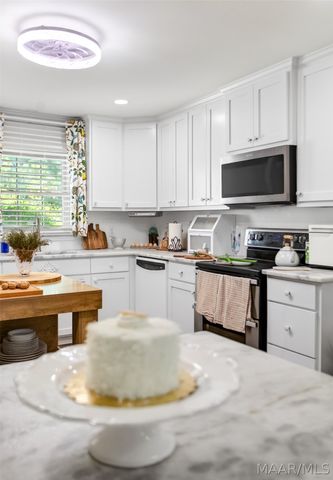 422 Foxhall Road, Pike Road, AL 36064