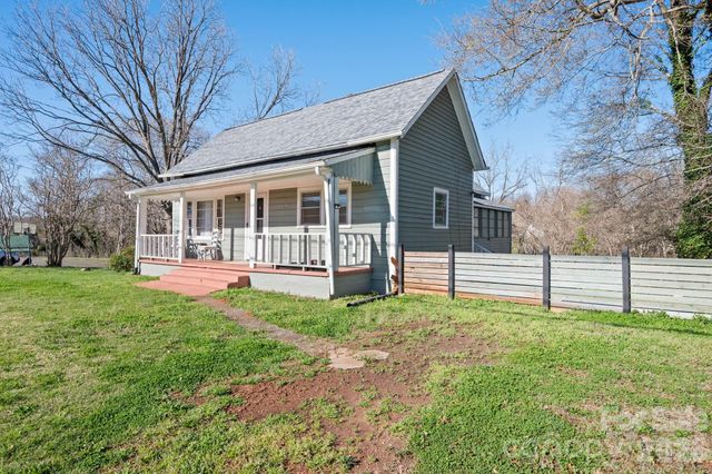 192 Spencer Street, Ellenboro, NC 28160