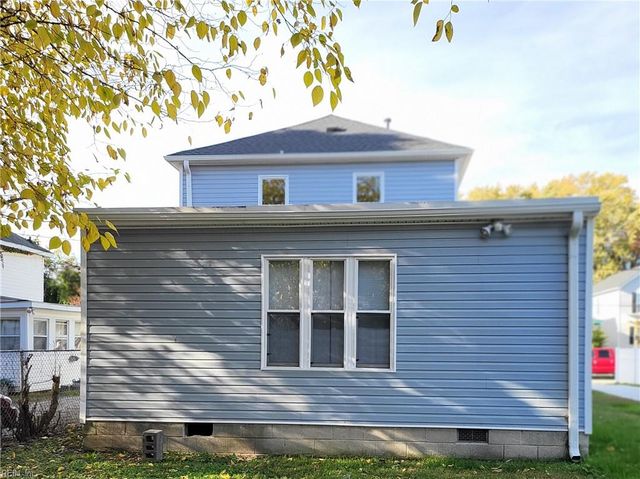 1040 30th ST, Newport News, VA 23607