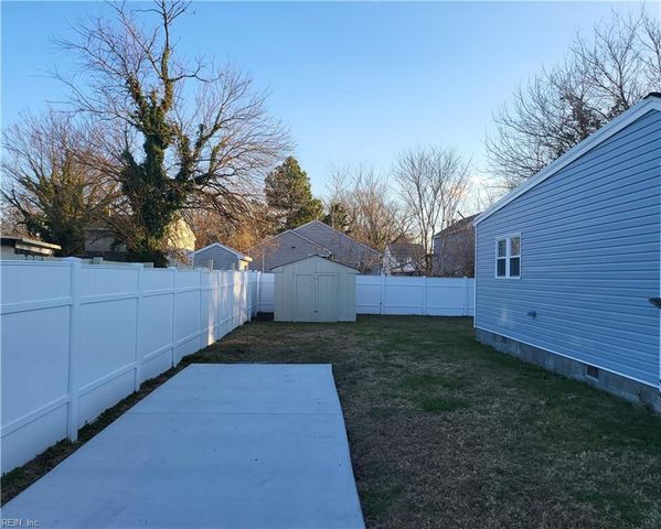 1040 30th ST, Newport News, VA 23607