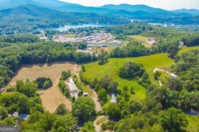 1216 Bugscuffle Road, Hiawassee, GA 30546