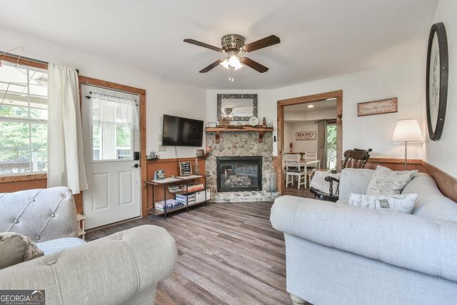 1216 Bugscuffle Road, Hiawassee, GA 30546