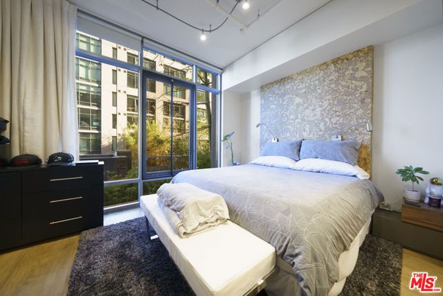 1100 S Hope Street 515, Los Angeles, CA 90015