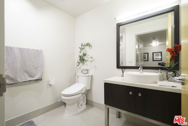 1100 S Hope Street 515, Los Angeles, CA 90015