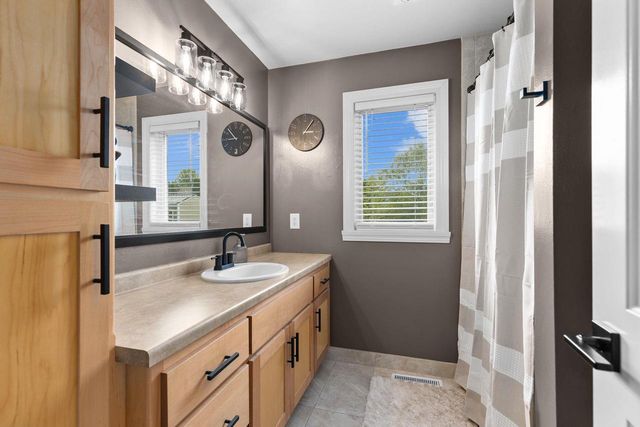 4807 N FUJI DRIVE, Appleton, WI 54913