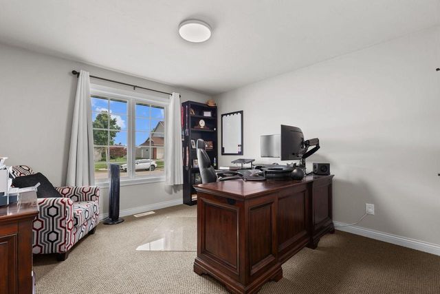 4807 N FUJI DRIVE, Appleton, WI 54913