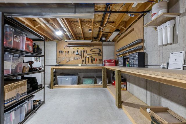 4807 N FUJI DRIVE, Appleton, WI 54913