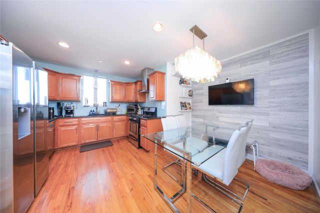 1559 W 6th Street 6A, Brooklyn, NY 11204