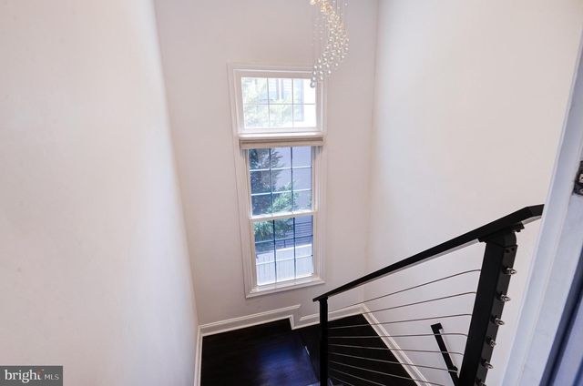 1628 GREAT FALLS ST, Mclean, VA 22101