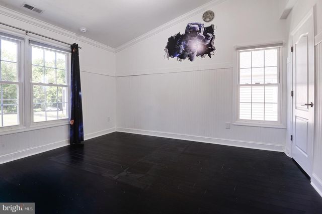 1628 GREAT FALLS ST, Mclean, VA 22101