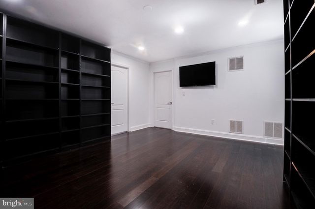 1628 GREAT FALLS ST, Mclean, VA 22101