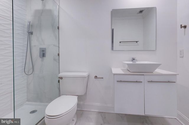 1628 GREAT FALLS ST, Mclean, VA 22101