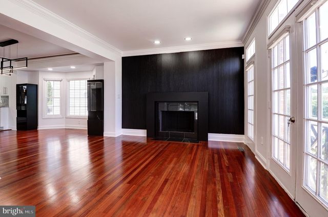 1628 GREAT FALLS ST, Mclean, VA 22101