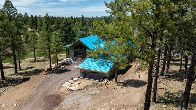 2911 S SOLITARIES CANYON Drive, Flagstaff, AZ 86005