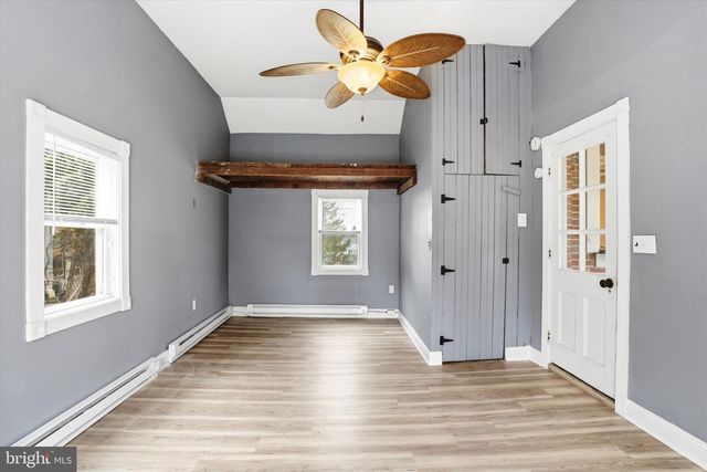 30 UPPER FERRY RD, Ewing, NJ 08628