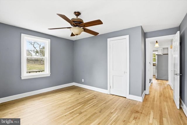 30 UPPER FERRY RD, Ewing, NJ 08628