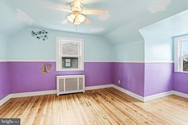 30 UPPER FERRY RD, Ewing, NJ 08628