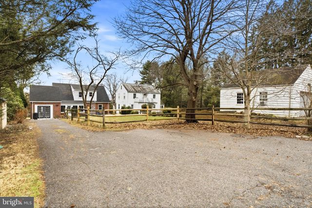 30 UPPER FERRY RD, Ewing, NJ 08628