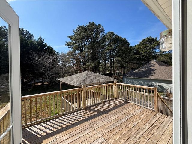 2775 Emerald Springs Drive, Lawrenceville, GA 30045