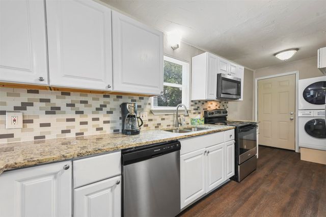 2717 Townsend Drive, Fort Worth, TX 76110