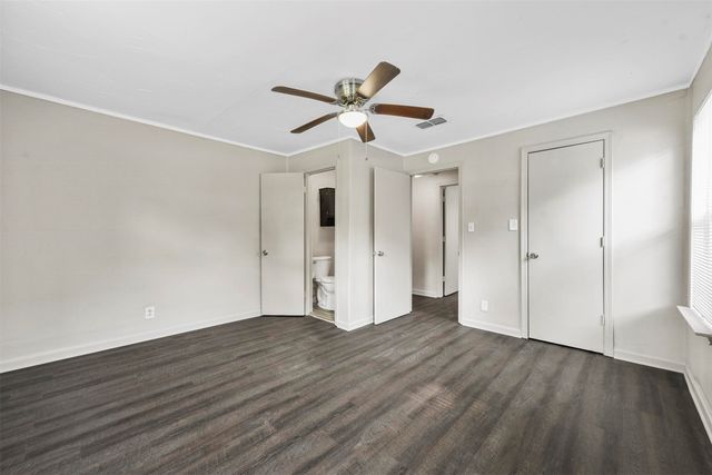 2717 Townsend Drive, Fort Worth, TX 76110