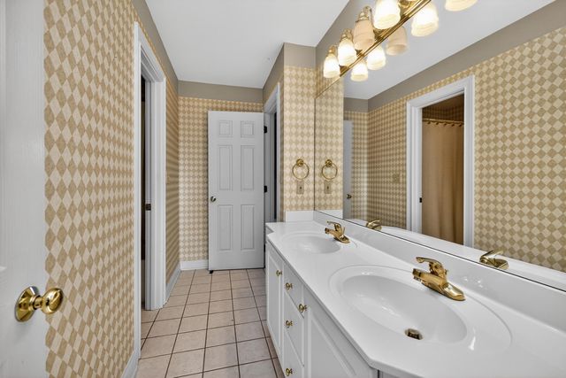 3211 Brighton Place Drive, Lexington, KY 40509