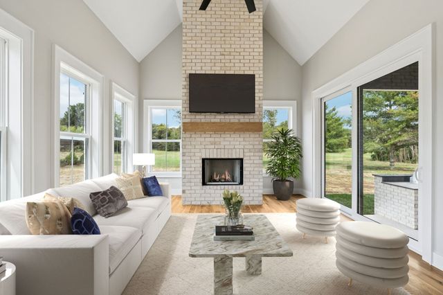 8297 Twelve Corners Rd, Lascassas, TN 37085