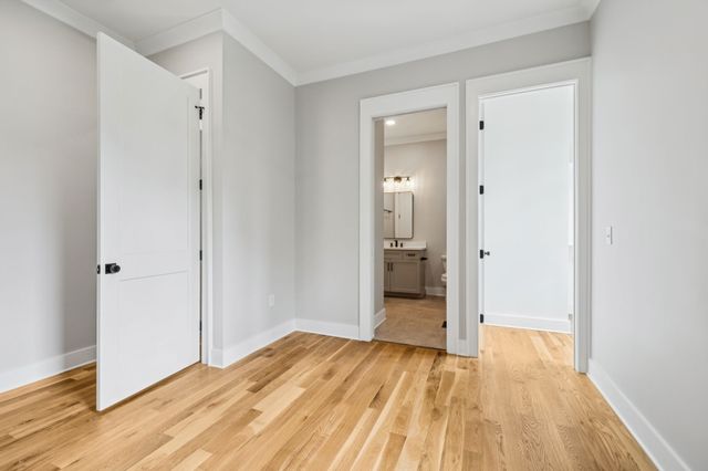 8297 Twelve Corners Rd, Lascassas, TN 37085