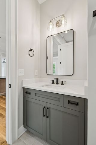 8297 Twelve Corners Rd, Lascassas, TN 37085