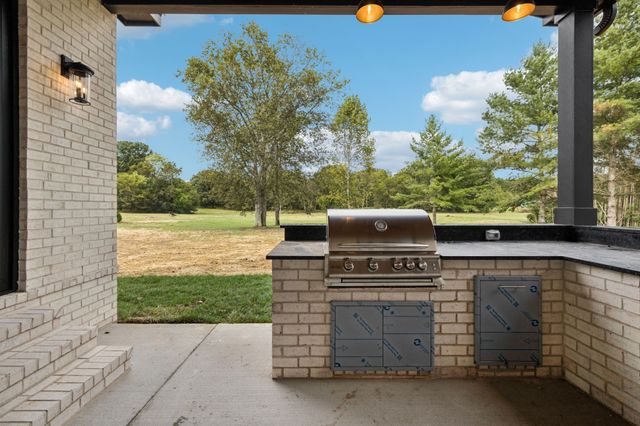 8297 Twelve Corners Rd, Lascassas, TN 37085