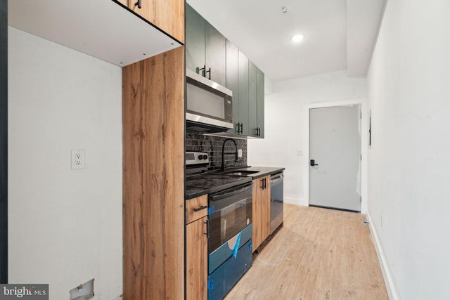 4163 MANTUA AVE, Philadelphia, PA 19104