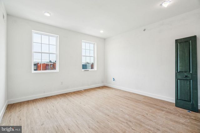 4163 MANTUA AVE, Philadelphia, PA 19104