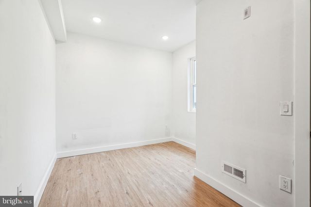 4163 MANTUA AVE, Philadelphia, PA 19104